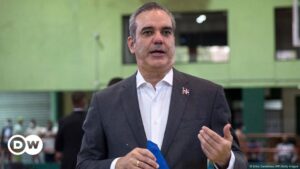 Luis Abinader asume nuevo período en República Dominicana – DW – 16/08/2024