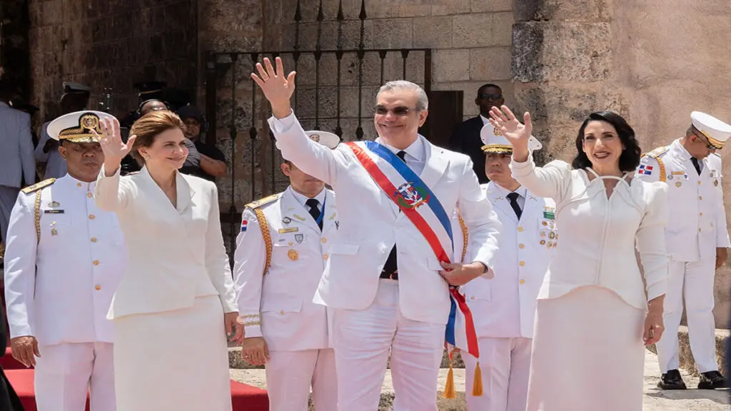 Luis Abinader asume segundo mandato como presidente de República Dominicana