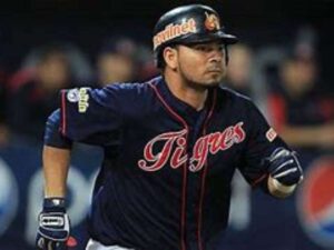 Luis Maza repetirá como coach de los Tigres