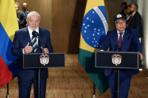 Lula y Petro fijan posición: credibilidad solo podrá restablecerse al publicar actas