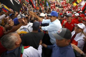 Maduro: En el mundo hubo 100 movilizaciones en mi apoyo