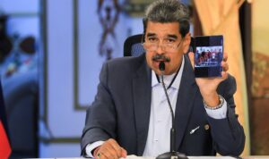 Maduro bloquea la red social X en Venezuela "por 10 días"