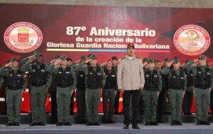 Maduro en el acto aniversario de la Guardia Nacional Bolivariana: “El fascismo no asaltará el poder. Estoy dispuesto a todo” - AlbertoNews