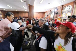 Maduro ofrece balance de la segunda Consulta Popular Nacional