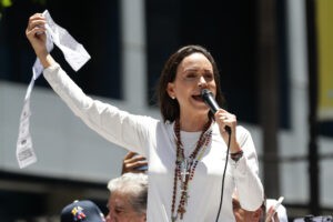 María Corina Machado reaparece en acto público, pide a los venezolanos que vuelvan a las calles y hace otro llamado a los militares - AlbertoNews