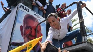 María Corina Machado y Edmundo González piden a las fuerzas armadas no reprimir a la población