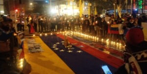 Miles de venezolanos en Perú en vigilia para orar por Venezuela