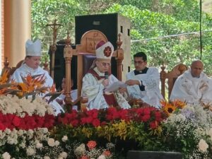 Monseñor Mario Moronta afirma que ni el oficialismo ni la oposición "son dueños de la democracia" - AlbertoNews