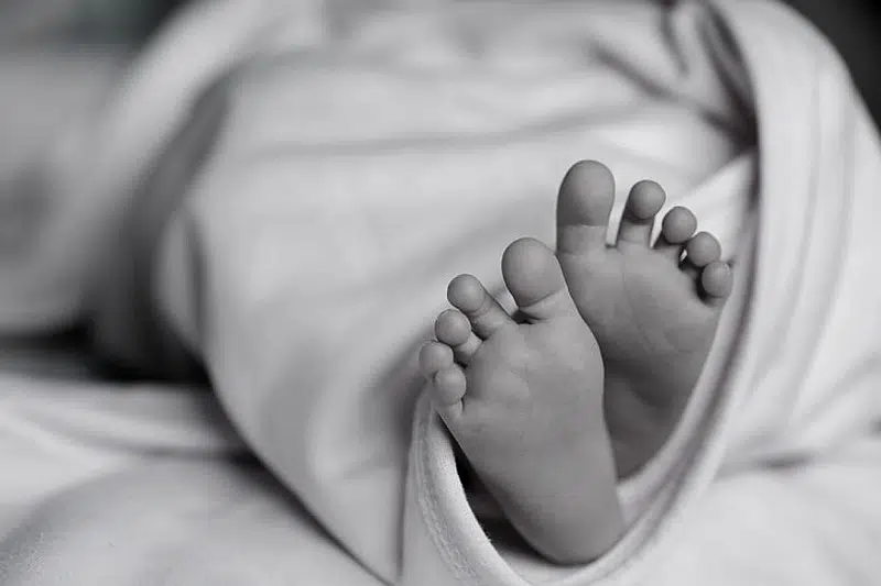 Niña de 8 meses falleció tras una golpiza en San Diego