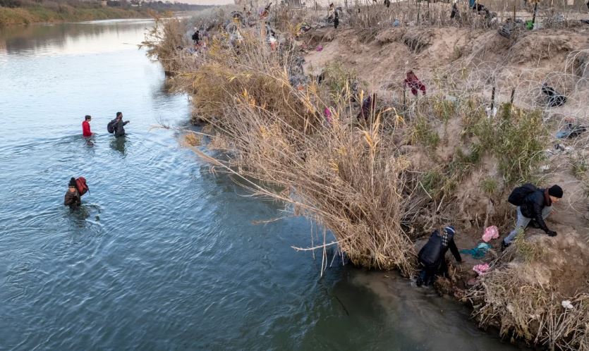 Niña venezolana muere ahogada mientras intentaba cruzar a Estados Unidos