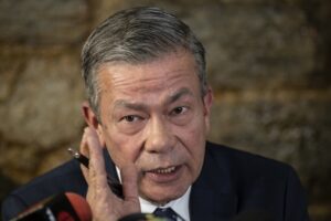 “No tiene ninguna competencia para suplir la obligación que tenía el CNE”