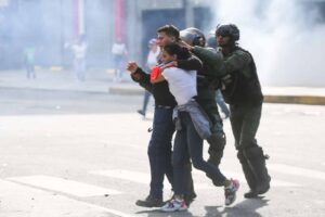 OVP denunció las condiciones “infrahumanas” en las que están recluidos los detenidos en protestas poselectorales