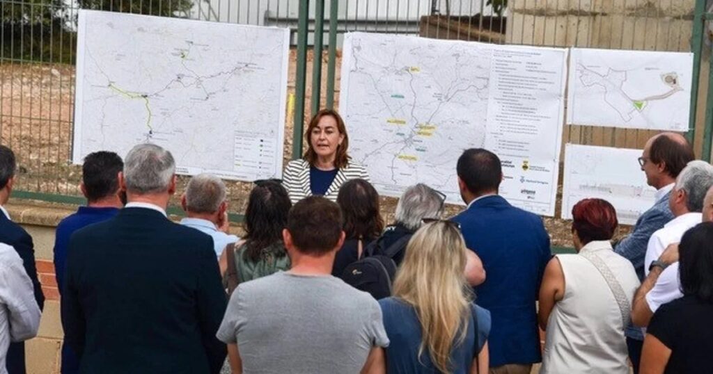 Paneque defiende "una respuesta de confianza" a los municipios que sufren falta de agua en Cataluña