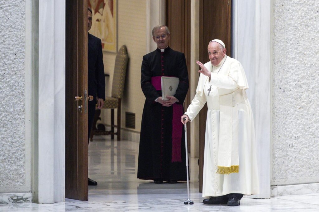 Papa Francisco pide llevar amor y bondad a la vida cotidiana, en un mundo marcado por la guerra