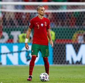 Pepe anuncia su retiro: una carrera de éxitos y trofeos