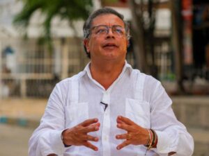 Petro arremete contra fórmula de energía aunque no hay avance frente a opción tarifaria | Gobierno | Economía