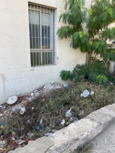 Piden retirar la basura de los alrededores del Seguro de La Guaira