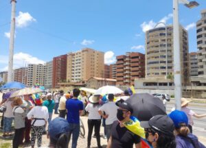 Pocas voces atendieron llamado opositor a un mes de las elecciones