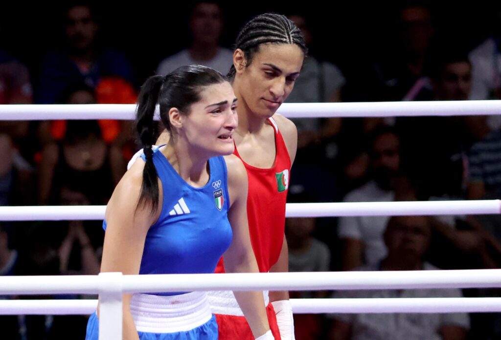 Polémica en el boxeo olímpico: italiana se retira a los 46 segundos al enfrentar rival que no ha superado test de género - AlbertoNews