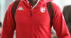 Por qué refuerzo de Santa Fe, Ómar Albornoz se quejó en ESPN en vivo por problema