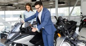 Por qué varios modelos de motos se dejarían de vender en Colombia por un tiempo