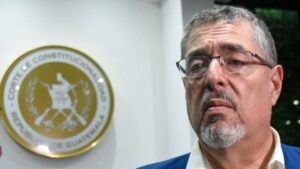 Presidente de Guatemala condena "rotundamente la represión" contra el pueblo venezolano