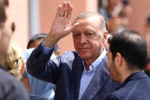 Presidente de Turquía felicitó a Maduro por resultado de elecciones