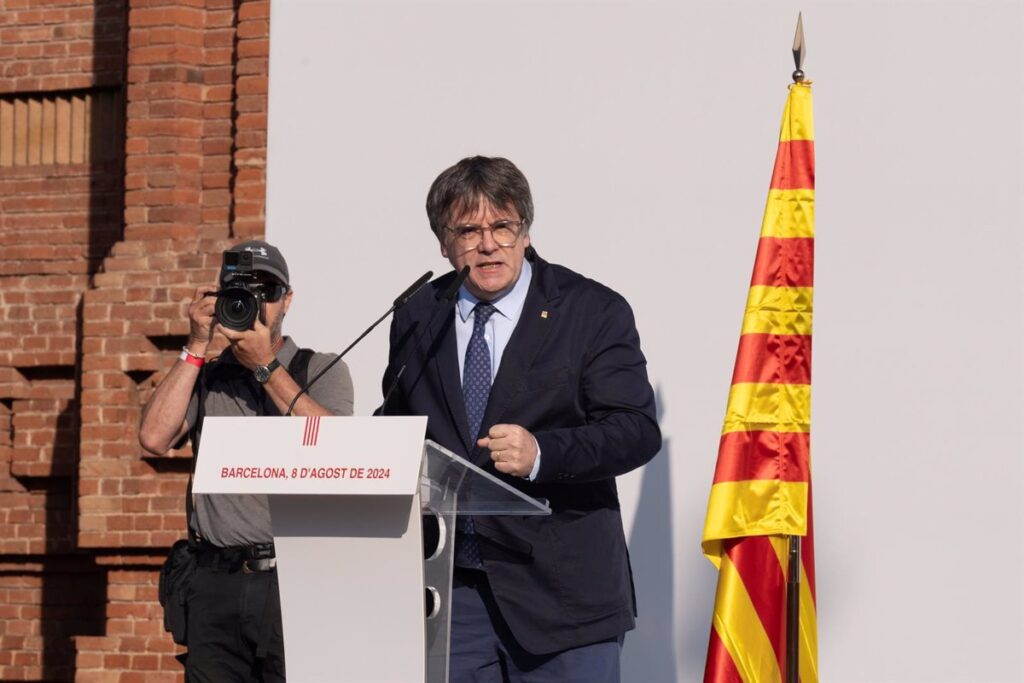 Puigdemont critica una operación para el "aislamiento y estigmatización" del independentismo