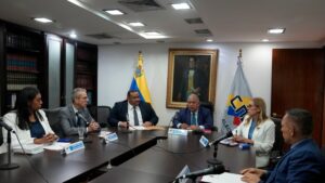 Rector de Consejo Electoral de Venezuela denuncia “falta de transparencia y veracidad" en resultados electorales