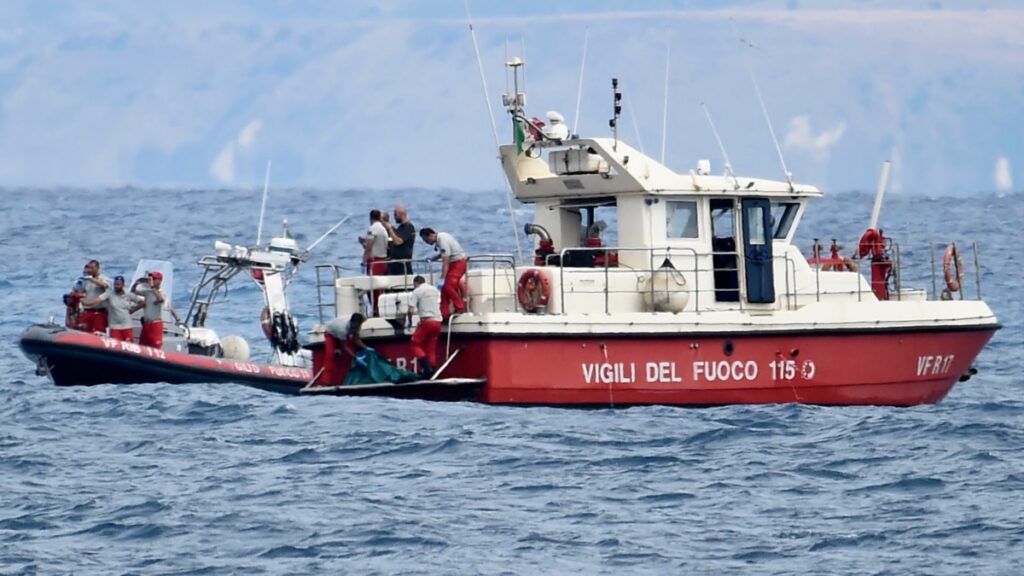 Recuperan último cadáver del grupo de personas desaparecidas en naufragio de superyate en Sicilia
