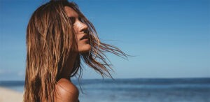 Remedios naturales para proteger el cabello del sol