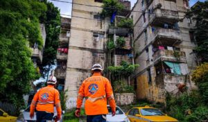 Reportan 50 sismos tras el temblor de 6,1 que sacudió a buena parte de El Salvador - AlbertoNews