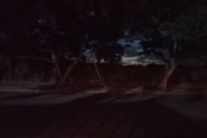 Reportan falla eléctrica en varias zonas del país