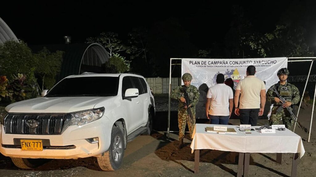 Revelan nuevos detalles sobre los dos capturados presuntamente con armas ilegales en un carro de la UNP, en Nariño
