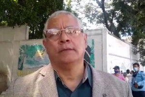 Revocan a 20 auxiliares de la administración aduanera