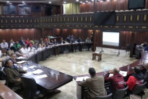 Sector productivo se compromete a fortalecer economía del país |
