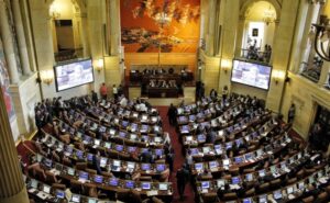 Senado de Colombia aprueba invitar al Centro Carter para que rinda informe sobre los resultados de su veeduría en las presidenciales del 28J en Venezuela - AlbertoNews