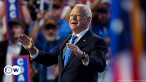 Tim Walz acepta nominación demócrata para ser vicepresidente – DW – 22/08/2024