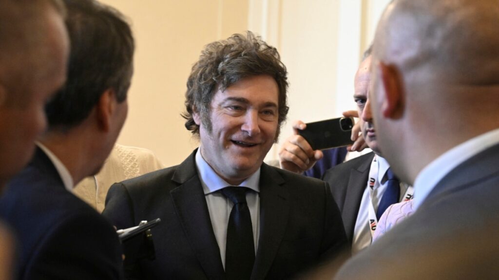 Tras seis meses de trabas, Milei logra la aprobación de sus primeras leyes en la Cámara de Diputados