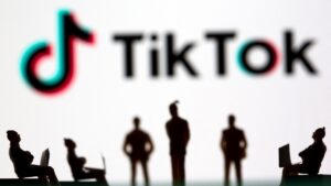 Tribunal de EEUU dice que TikTok tiene que afrontar demanda por muerte de niña de 10 años