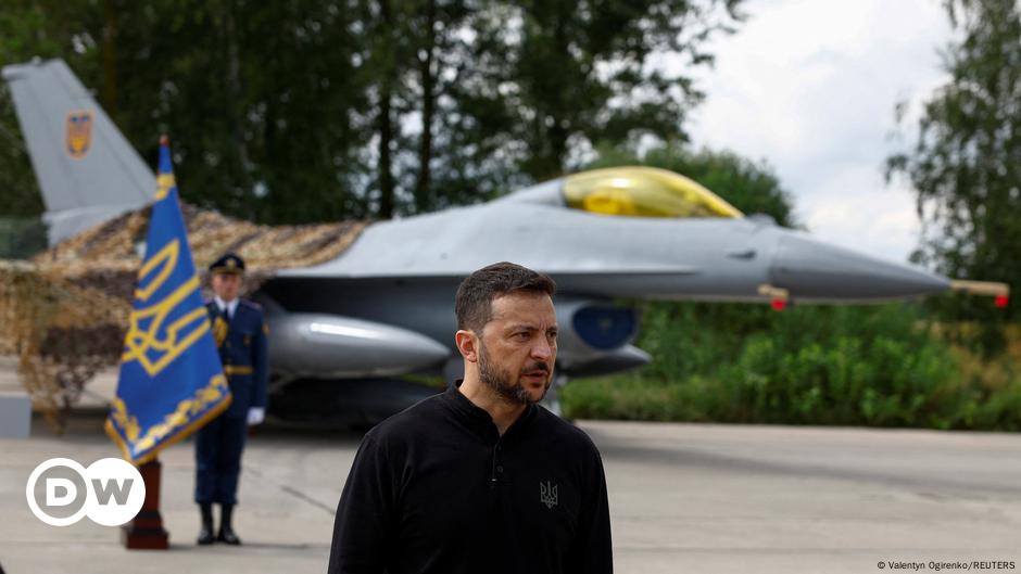 Ucrania recibe primeros aviones F-16 para enfrentar a Rusia – DW – 04/08/2024