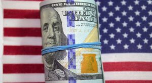 Una semana de vértigo devuelve al mercado de deuda al punto de partida