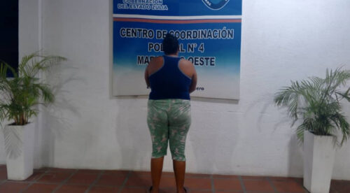 Va presa por pegarle a su vecino de 14 años en Maracaibo