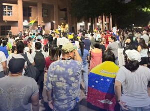 Venezolanos en Bolivia se declaran "en pie de lucha" para exigir respeto a la voluntad ciudadana - AlbertoNews