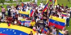 Venezolanos en El Salvador piden a sus compatriotas que "no abandonen las calles" - AlbertoNews