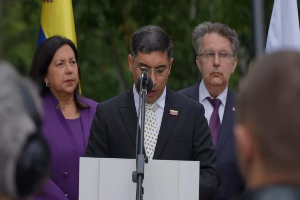 Venezuela firma con una empresa de Nigeria un acuerdo para la exploración y explotación de gas |