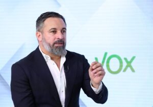 Vox reclama de nuevo al Supremo que reactive la orden europea de detención contra Puigdemont