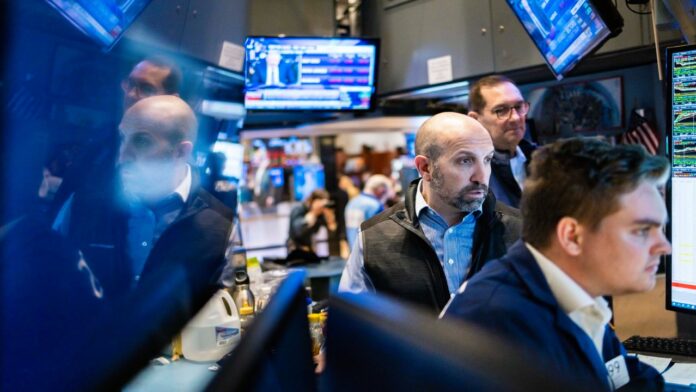 Wall Street abrió casi en plano a pesar del mejor dato de inflación desde 2021