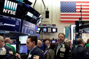 Wall Street cerró en rojo con el Nasdaq registrando pérdidas por encima del 1%