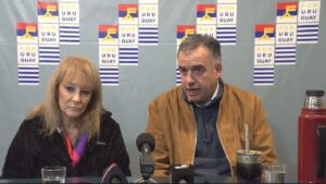 Yamandú Orsi propone aplicar inteligencia en seguridad y lamenta que la frontera es un colador